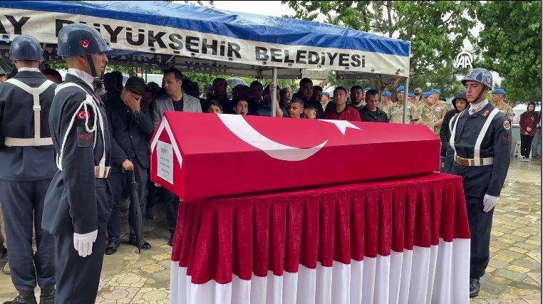 Şehide son veda! Memleketinde son yolculuğuna uğurlandı 3